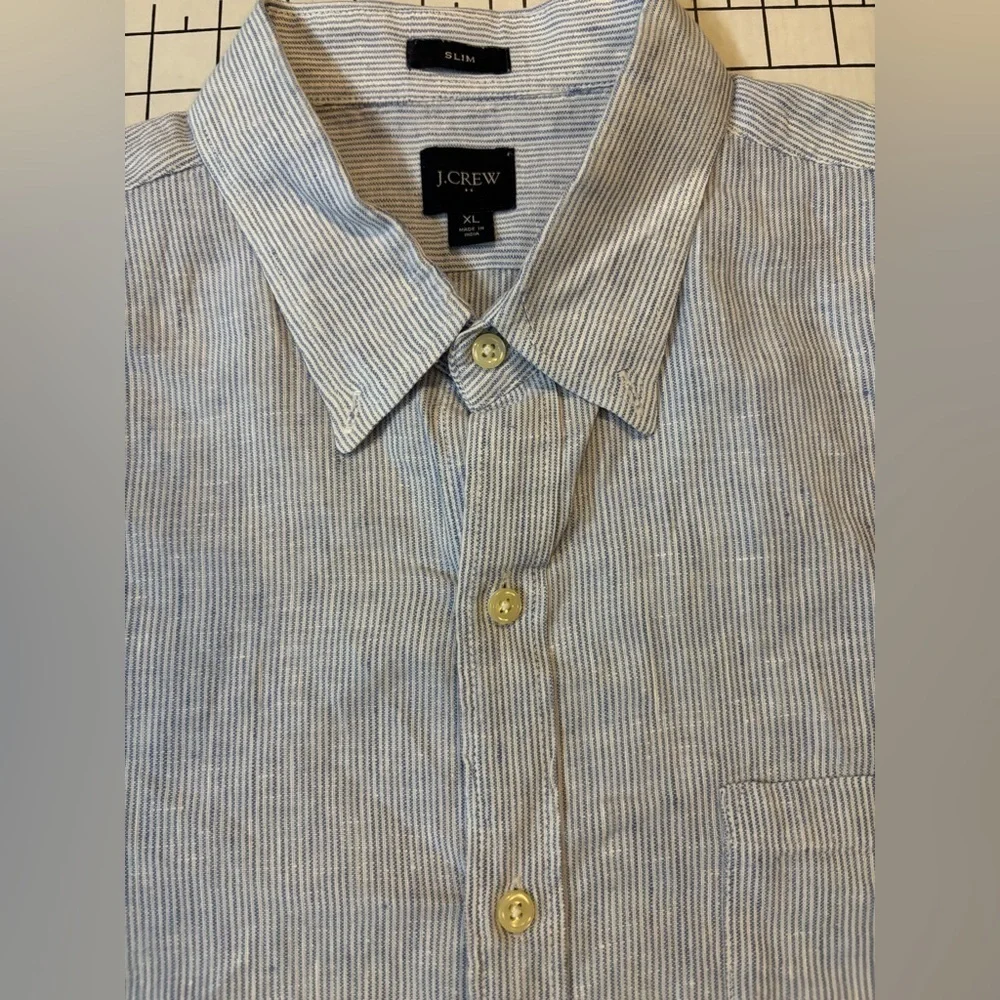 J.  Crew Men’s Size XL Blue/White Linen Blend Slim‎ Fit SS Button Down Shirt